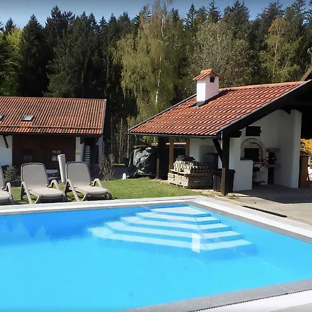 Bayerischer Wald Hallenbad, Pool Sauna Skipiste